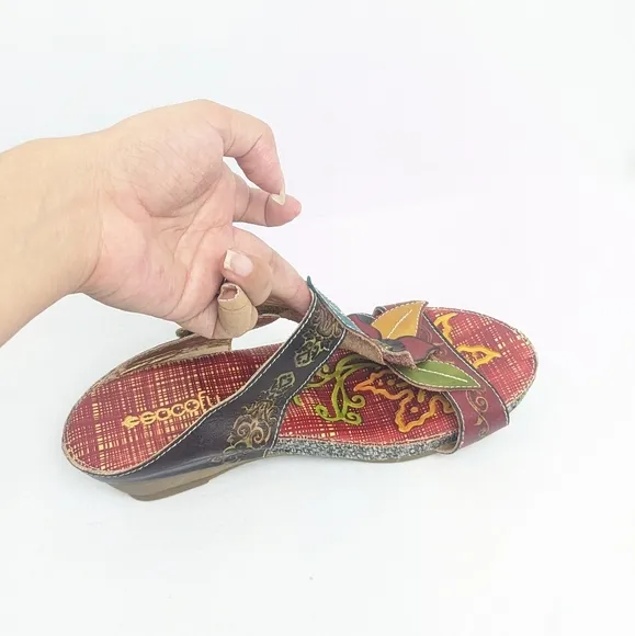 Socofy leather floral sandals