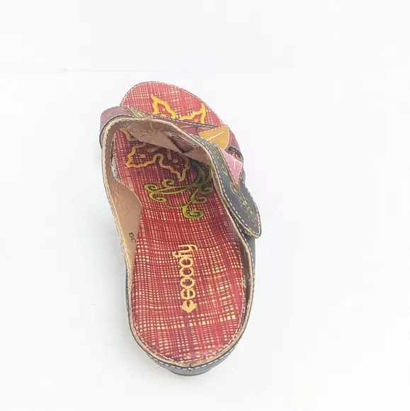 Socofy leather floral sandals