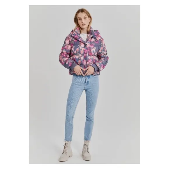 SOMETHING NAVY x Revolve Purple Pink Floral Puffer Jacket XXL NWT