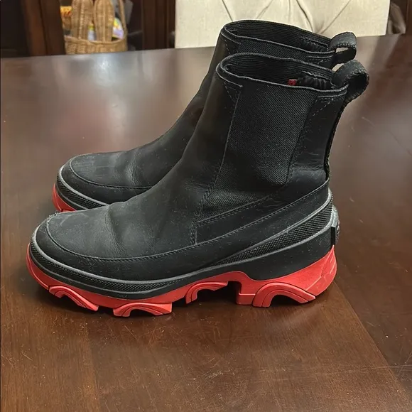 Sorel Brex Chelsea Boots women’s size 6.5