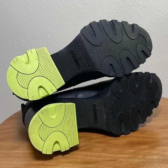 Sorel Brex Chelsea Chunky High Heel Boots Black Neon Green Waterproof Size 10