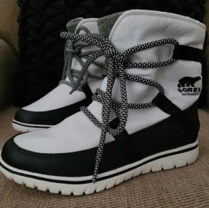 SOREL COZY EXPLORER JOURNEYS WATERPROOF BOOTS