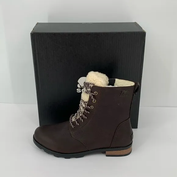 Sorel Emelie Short Lace Cozy Boots brown leather shearling winter waterproof 8
