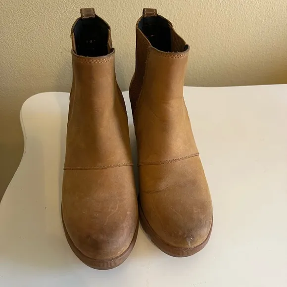 SOREL Joan of Arctic Leather Wedge Boot in Camel Brown size 7