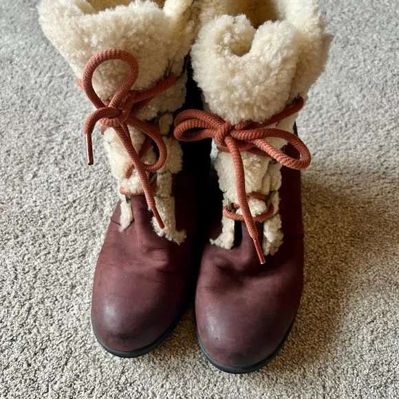 Sorel Joan of Arctic Size 10 Wedge Mid Shearling Wedge II Waterproof Ankle Boots