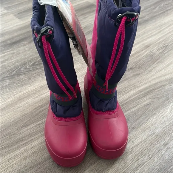 Sorel Kids' Pink and Navy Winter Boots Rugged Canadian Original  NWT