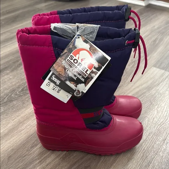 Sorel Kids' Pink and Navy Winter Boots Rugged Canadian Original  NWT