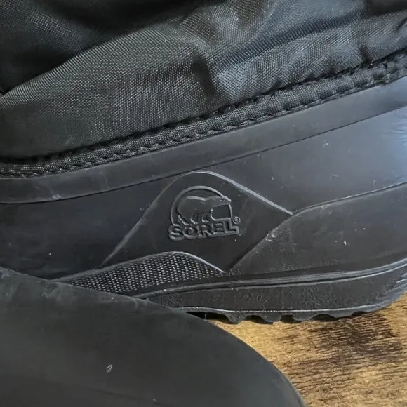 Sorel Kids Winter Boots Size 3 Black Waterproof SB07