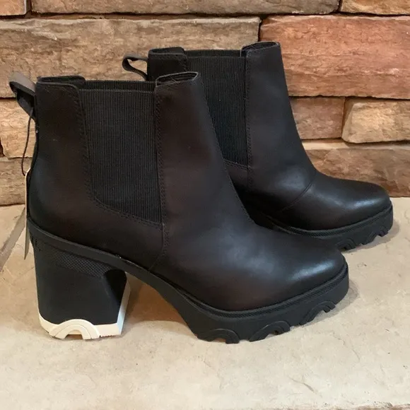 Sorel sz 12 black leather chunky heel Chelsea style waterproof boots NWT