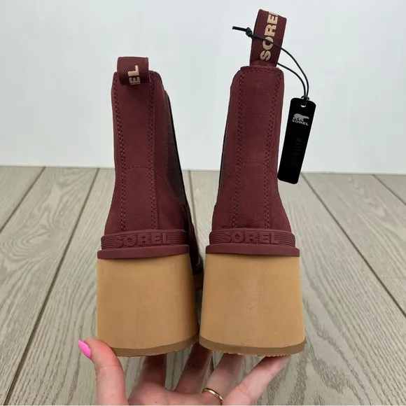 Sorel Women's Hi-Line Waterproof Chelsea Boots US8 Spice/Tawny Buff $190