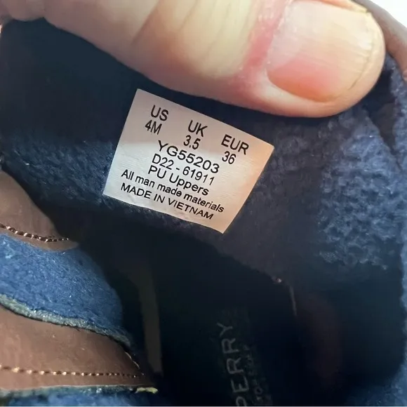 SPERRY TOO SIDER Big Kids Saltwater Duck Waterproof Boot Size 4 NWOT