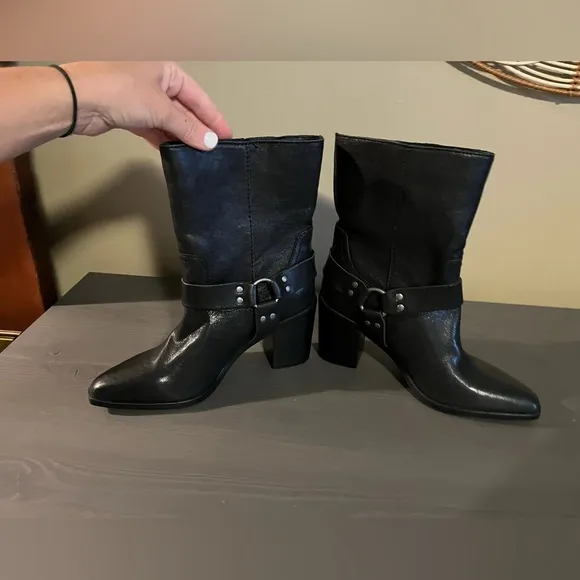 Steve Madden Alessio Pointed Toe Moto Boots