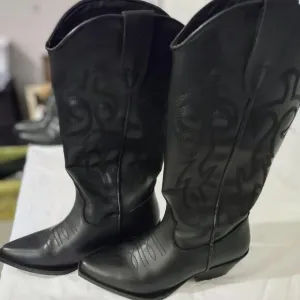 Steve Madden &quot;Windie&quot; Black Cowboy Boots