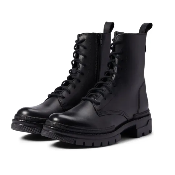 STEVE MADDEN • Black Jamisyn Leather Combat Boots
