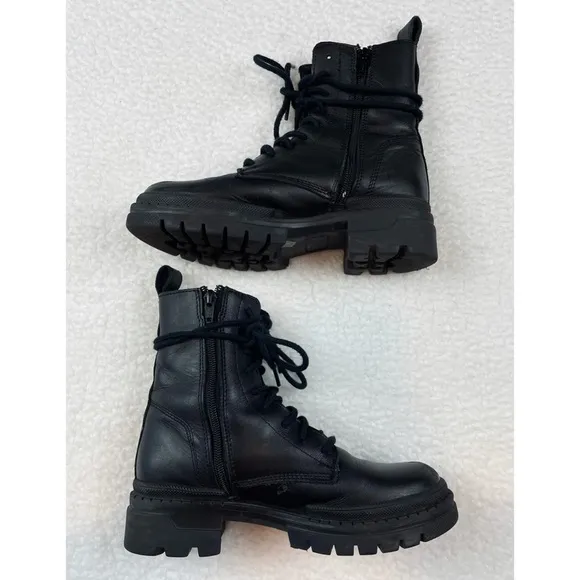 STEVE MADDEN • Black Jamisyn Leather Combat Boots