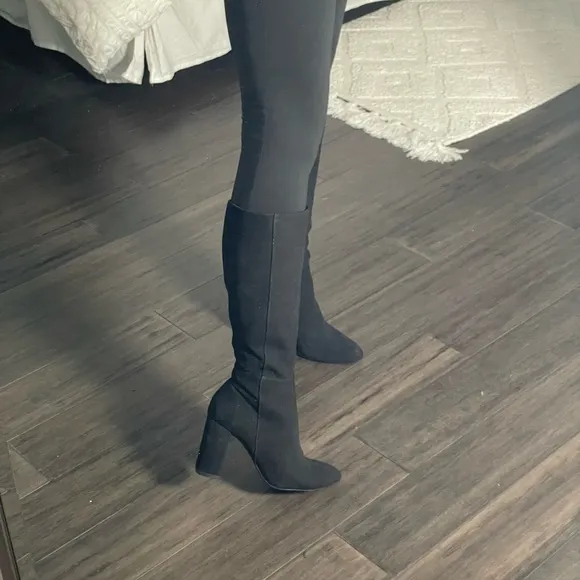 Steve Madden Black Suede Chunky Heel Boots