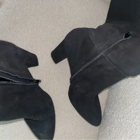 Steve Madden Black Suede Chunky Heel Boots