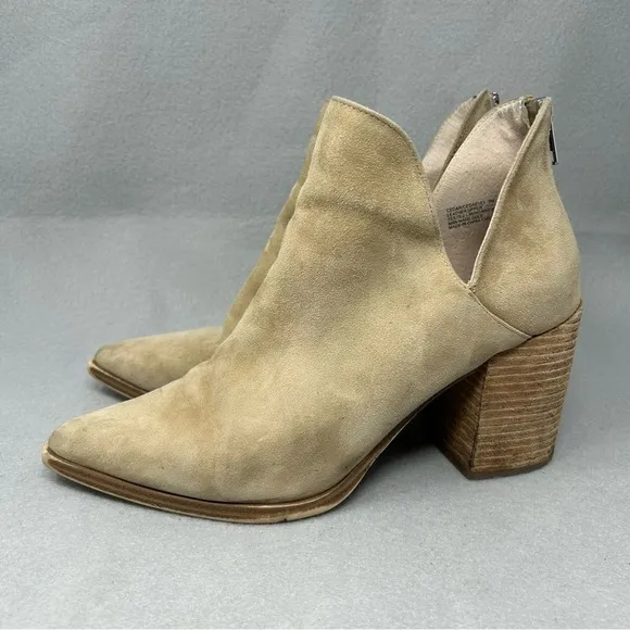 Steve Madden Boots Womens Size 9M Suede Pointed Toe Block Heel V Cut Booties