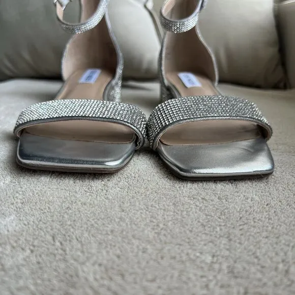 Steve Madden Nava Rhinestone Low Heel Silver Sandal Women 8 M Ankle Strap Square