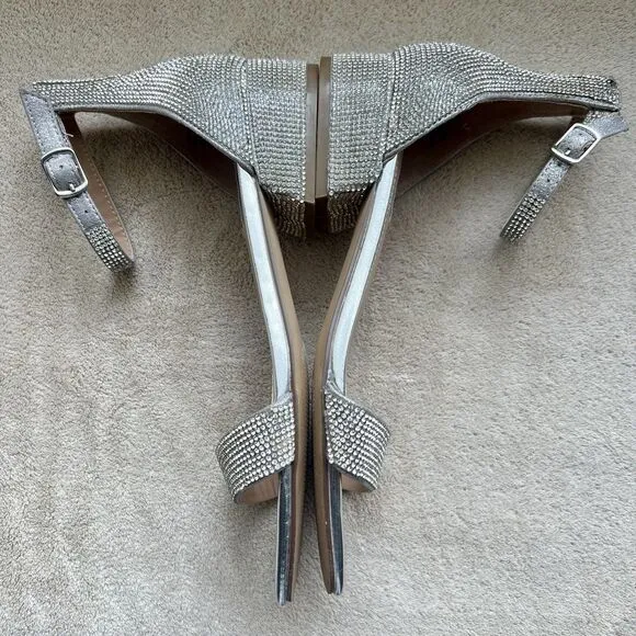 Steve Madden Nava Rhinestone Low Heel Silver Sandal Women 8 M Ankle Strap Square