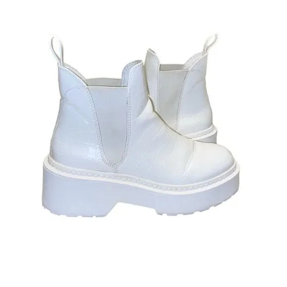 Steve Madden Shadow White Crocodile Chunky Platform Lug Sole Ankle Chelsea Boots