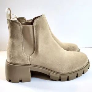 Steve Madden Suede Tan Ankle Boots with Chunky Sole Size 8