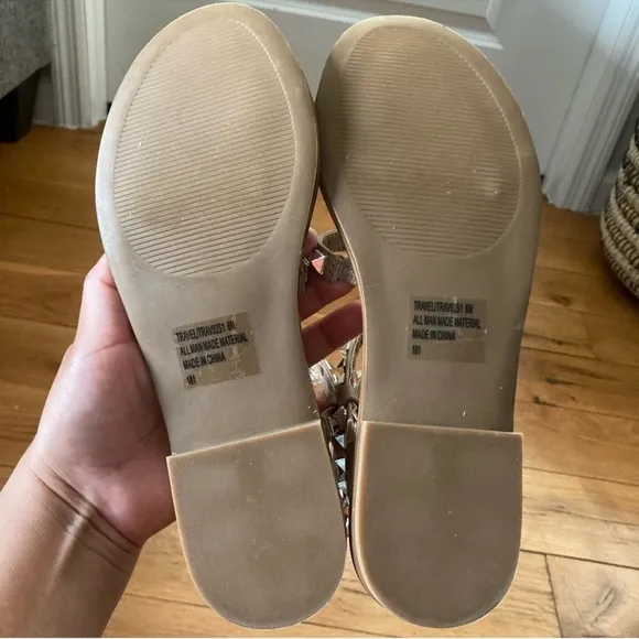 Steve Madden Travel Sandals Size 6