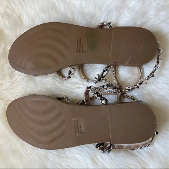 Steve Madden Travel Snake Sandals Size 10