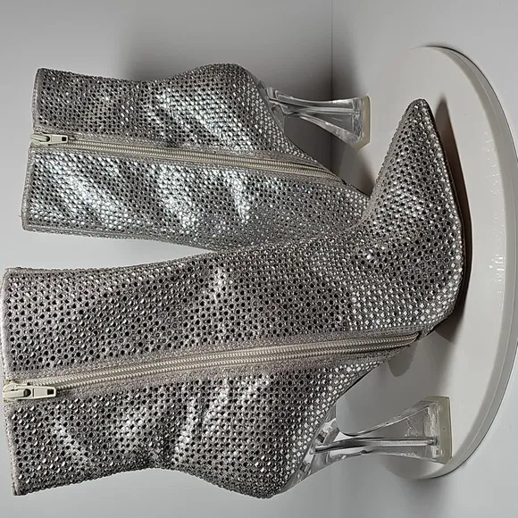 Steve Madden Vivy Bootie Heeled Boots Pointed Toe Rhinestone Metallic Silver 8