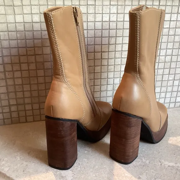 Steve Madden VTG Super Chunky Square Toe Leather Boots Size 5 1/2 NEVER WORN