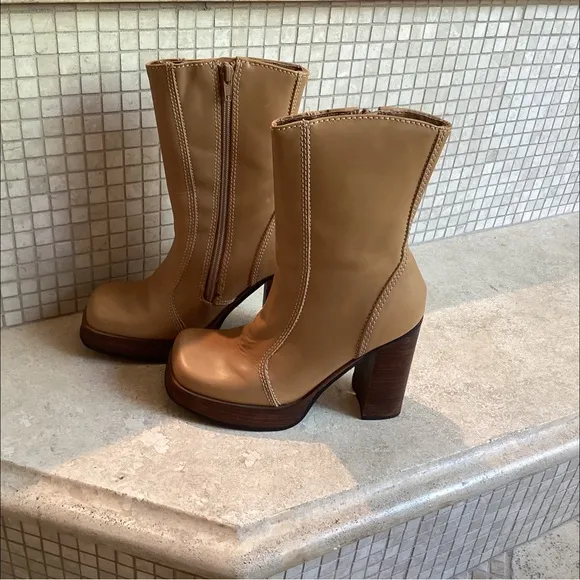 Steve Madden VTG Super Chunky Square Toe Leather Boots Size 5 1/2 NEVER WORN