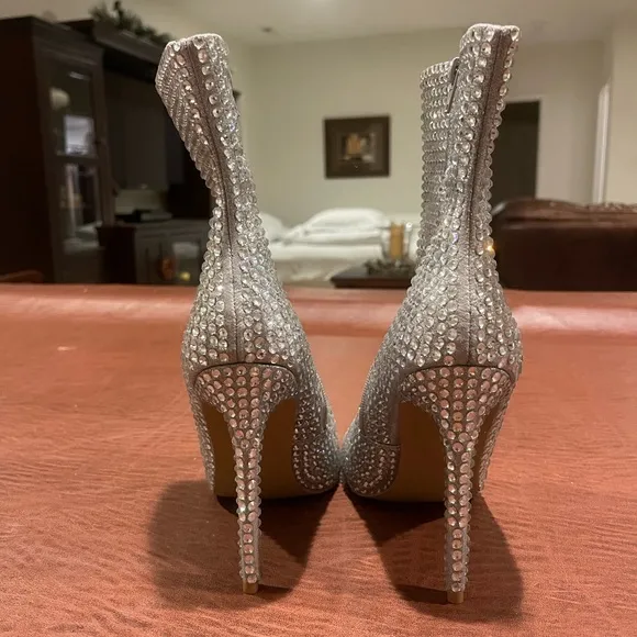 Steve Madden Winnings Rhinestone Heeled Ankle Boots