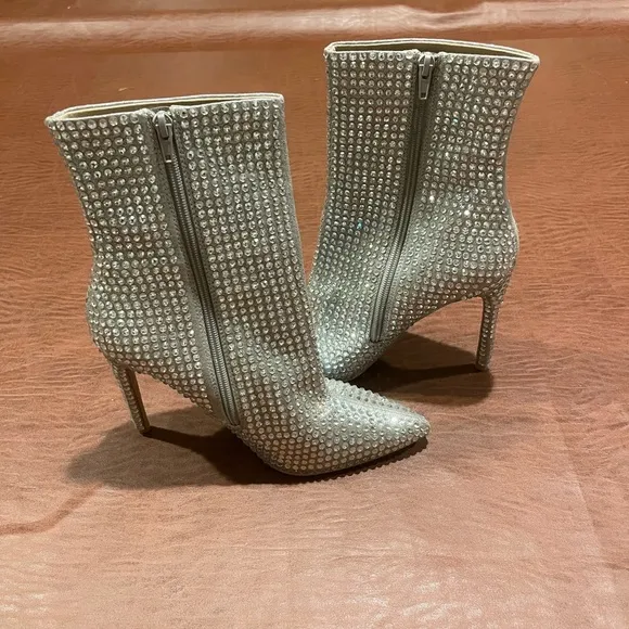 Steve Madden Winnings Rhinestone Heeled Ankle Boots