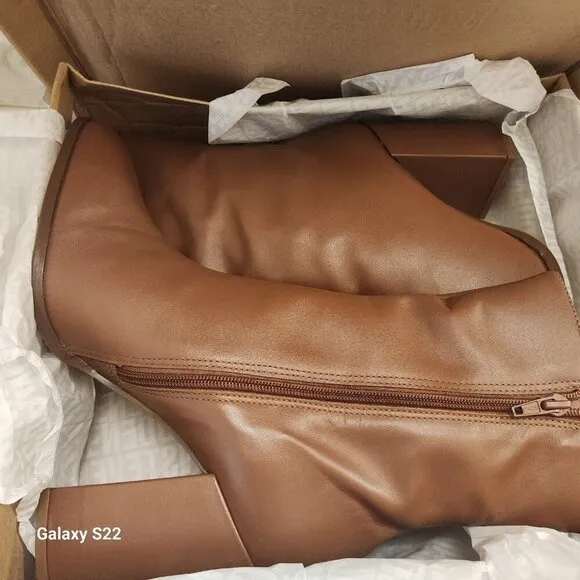 Steve Madden Womens Trudy Leather Pointed Toe Ankle Boots. NIB. 11
