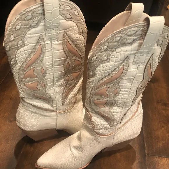 STEVE  MADDEN Wynter Western Boot