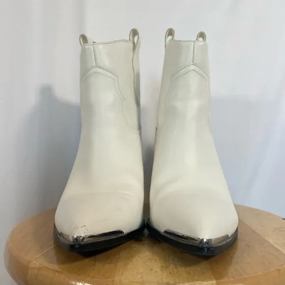 Steve Madden Zora White Leather Pointed-Toe Ankle Booties Size 10