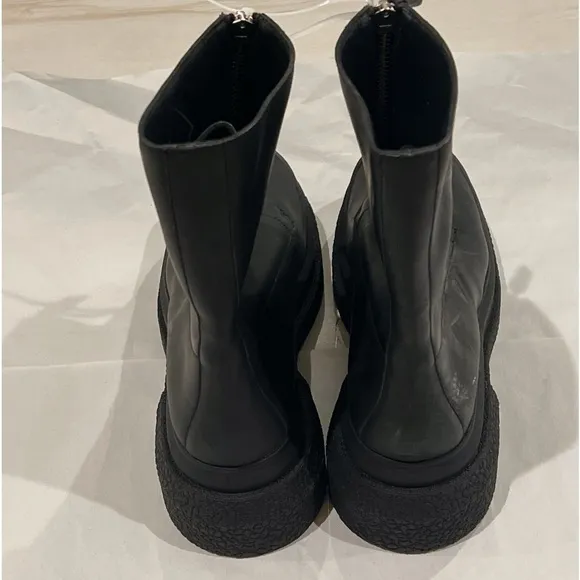 STUART WEITZMAN Charli Zip Sport Women's Black Leather Boots 7.5 NWOB