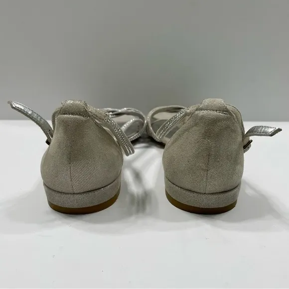 Stuart Weitzman Low Heel Ankle Strap Silver Leather Women’s Sandals Size 7