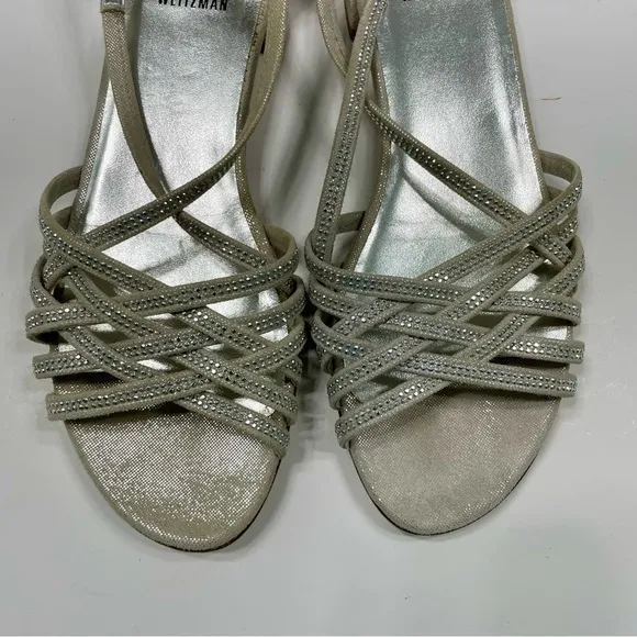 Stuart Weitzman Low Heel Ankle Strap Silver Leather Women’s Sandals Size 7