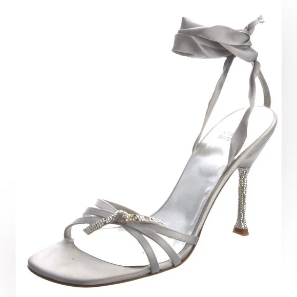 Stuart Weitzman Silver Leather Crystal Embellishments Sandals Size 10