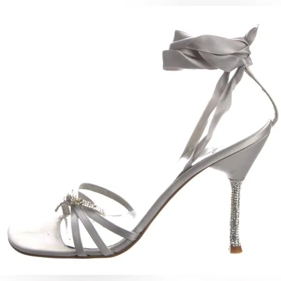 Stuart Weitzman Silver Leather Crystal Embellishments Sandals Size 10