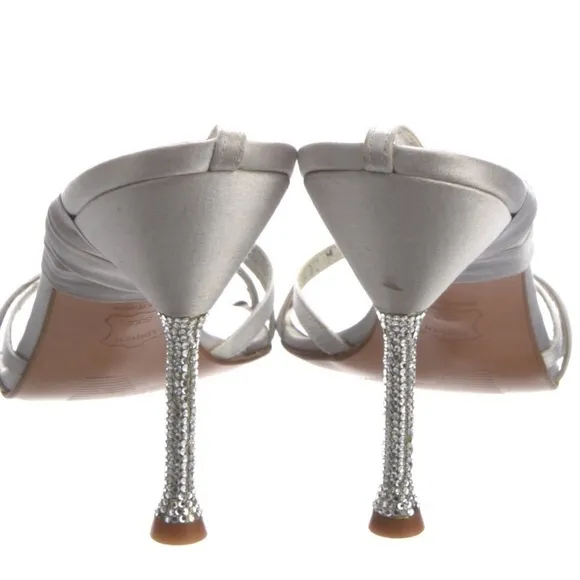 Stuart Weitzman Silver Leather Crystal Embellishments Sandals Size 10