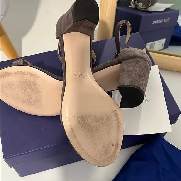 Stuart Weitzman Women's gray Sandals