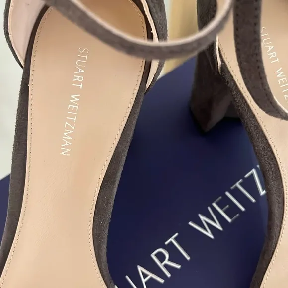 Stuart Weitzman Women's gray Sandals