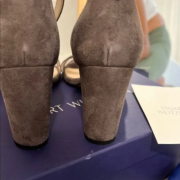 Stuart Weitzman Women's gray Sandals