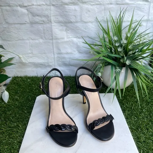 STUART WEITZMANDANCER TWISTIE 75 BLACK LEATHER SANDALS SIZE 6