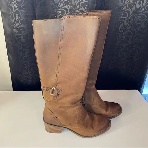 Teva Foxy Brown Waterproof Boots size 7