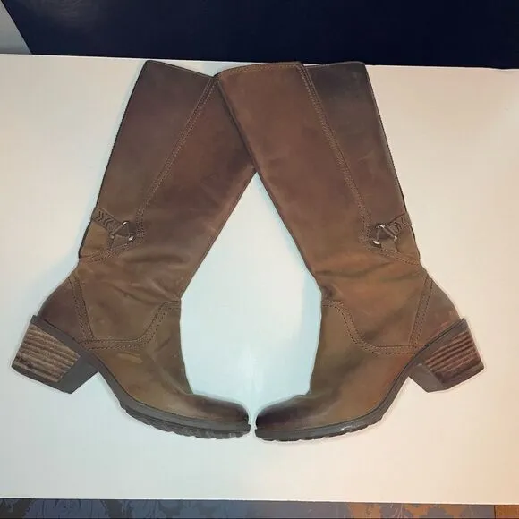 Teva Foxy Brown Waterproof Boots size 7