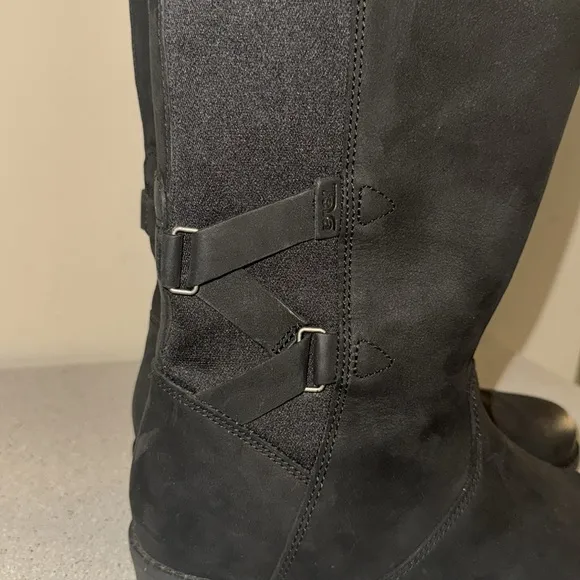 Teva Women’s‎ Ellery Tall WP Bison Boots Size 7.5