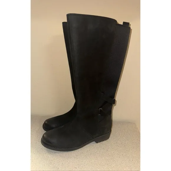 Teva Women’s‎ Ellery Tall WP Bison Boots Size 7.5